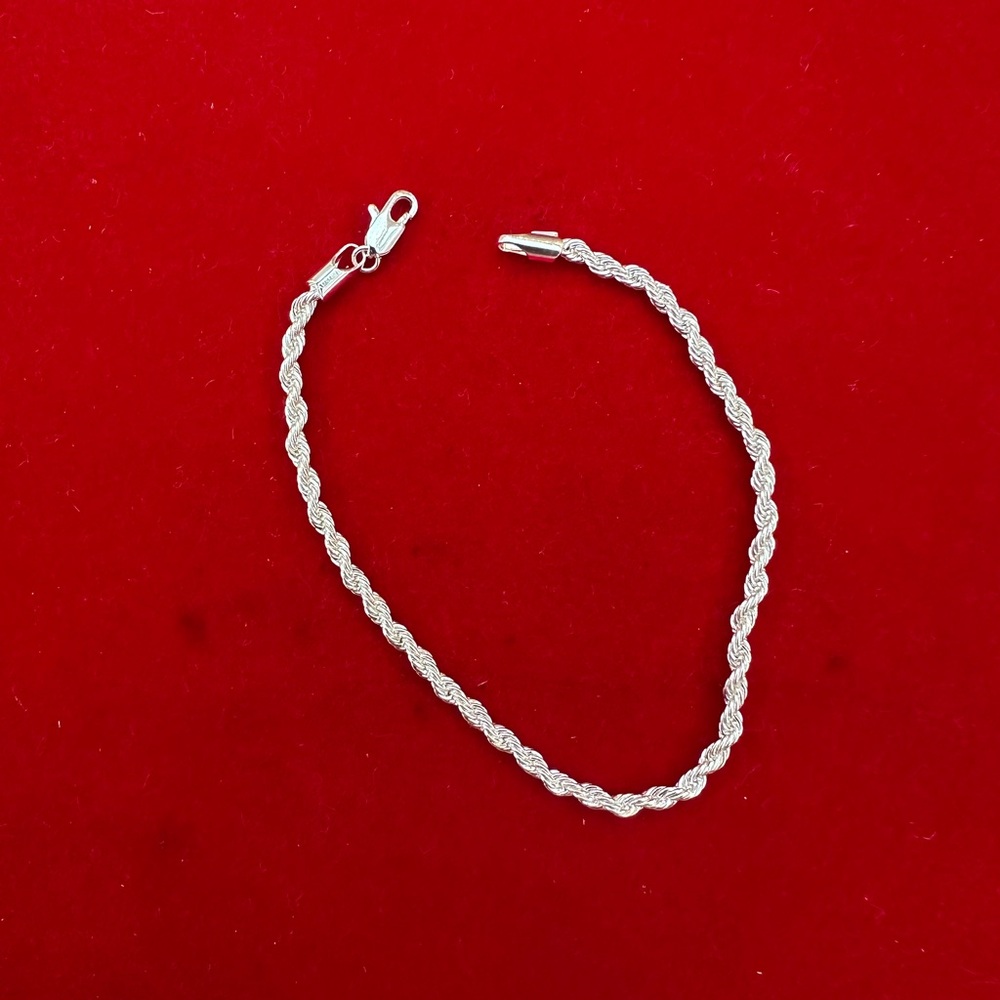 New in the box Silver plated Rope Bracelet